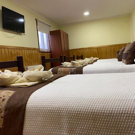 Hostal America En Puerto Natales Eksteriør bilde