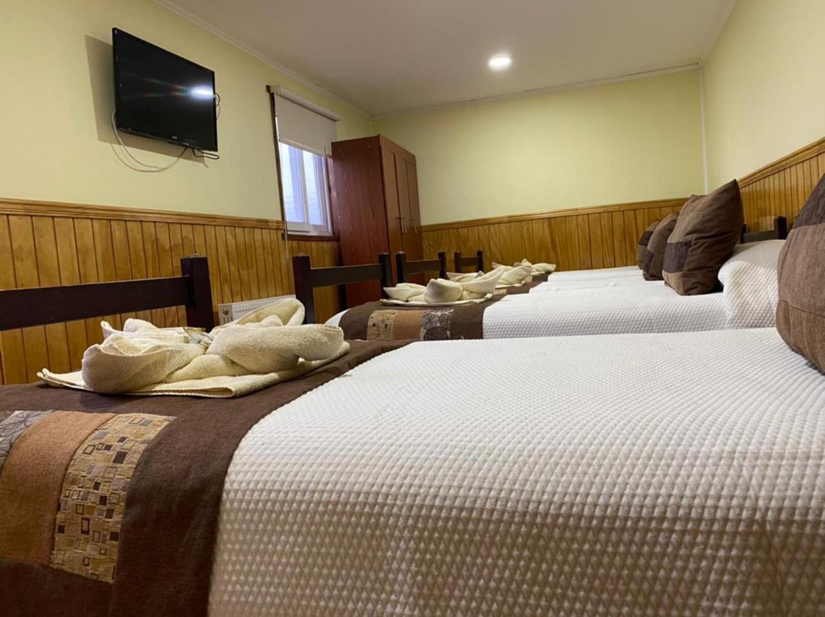 Hostal America En Puerto Natales Eksteriør bilde