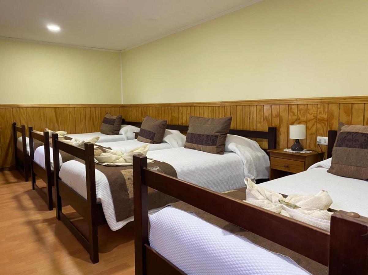 Hostal America En Puerto Natales Eksteriør bilde