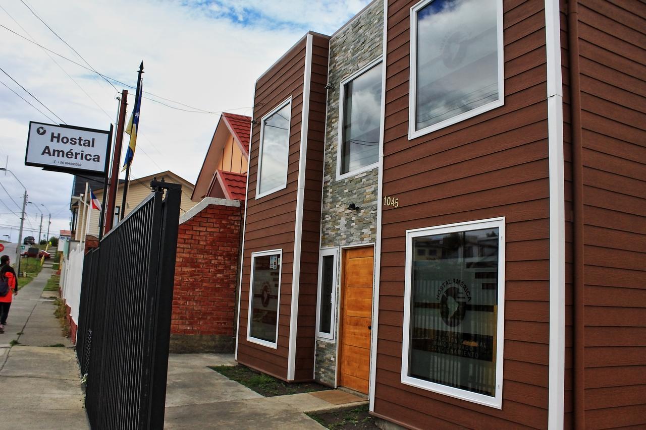 Hostal America En Puerto Natales Eksteriør bilde