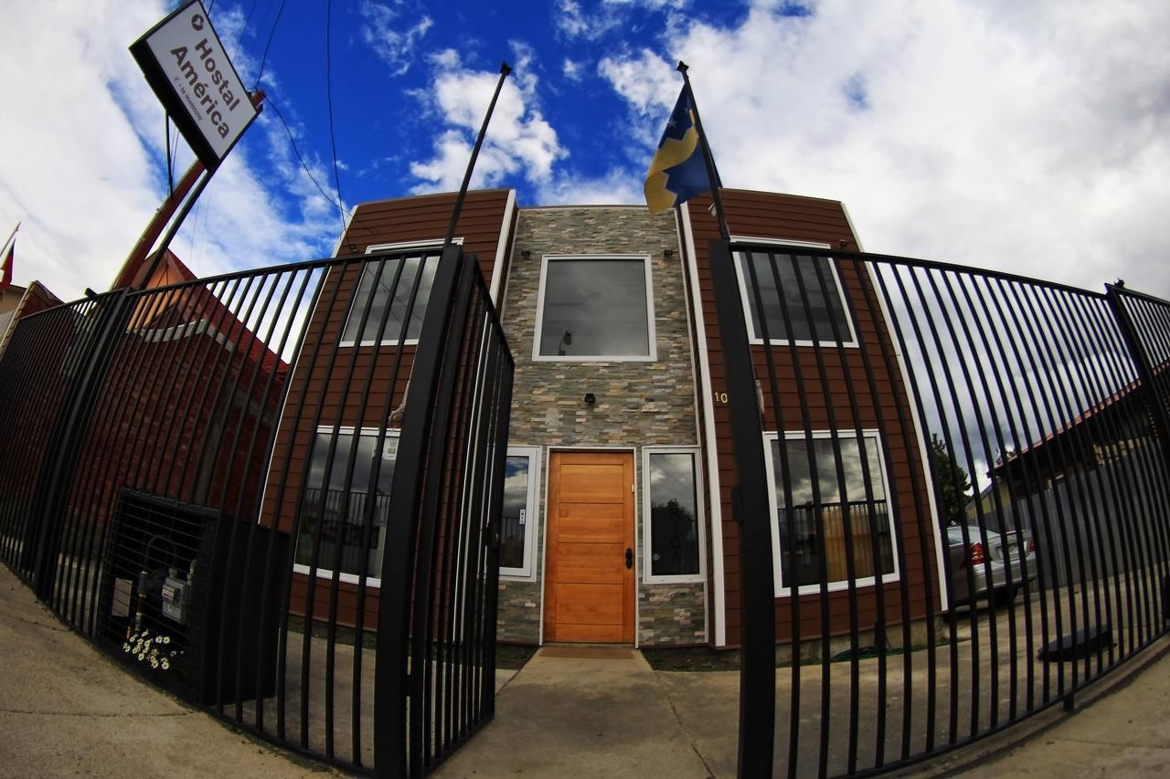 Hostal America En Puerto Natales Eksteriør bilde